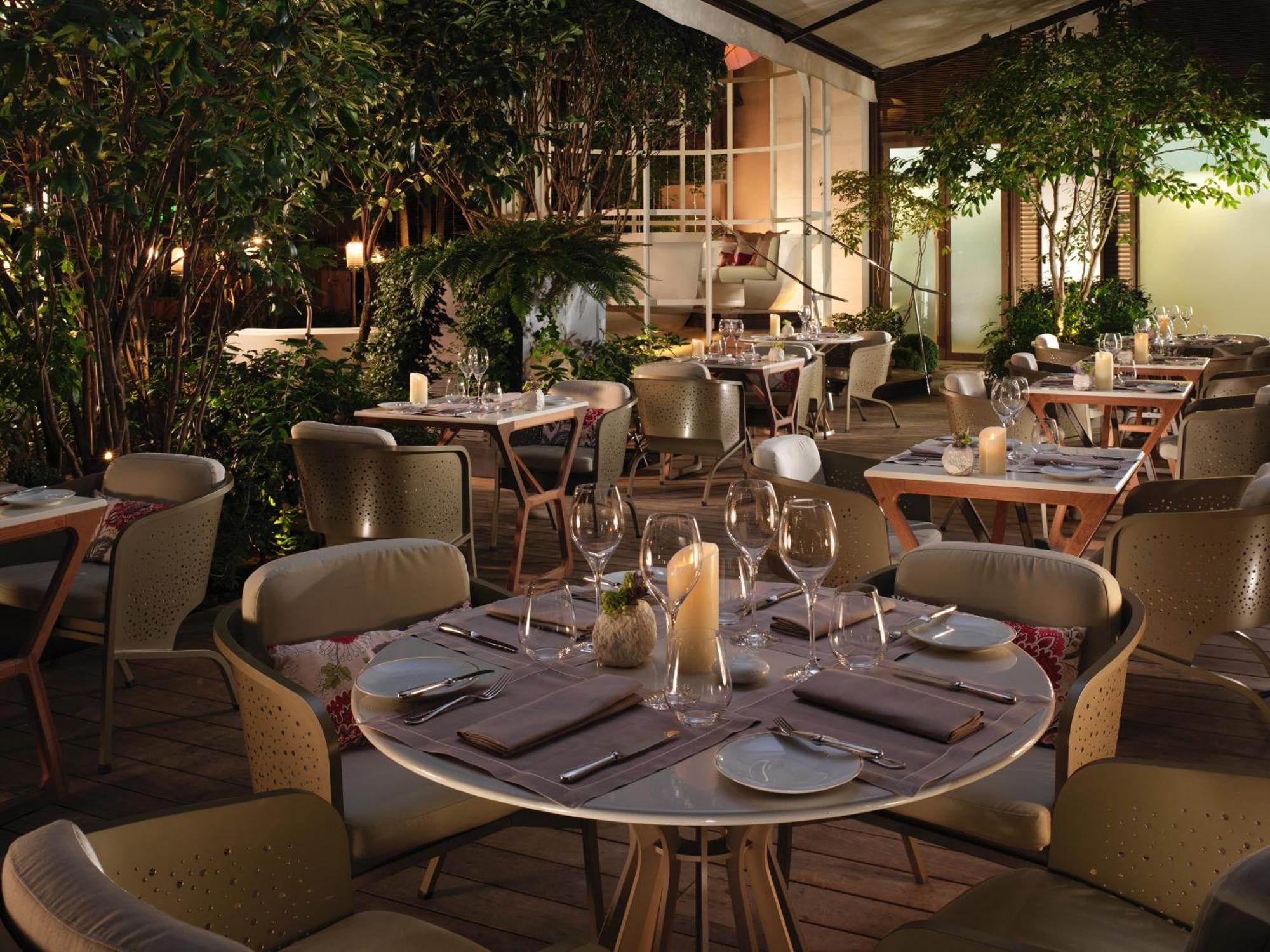 แมนดาริน โอเรียนเต็ล ปารีส Hotel ภายนอก รูปภาพ
